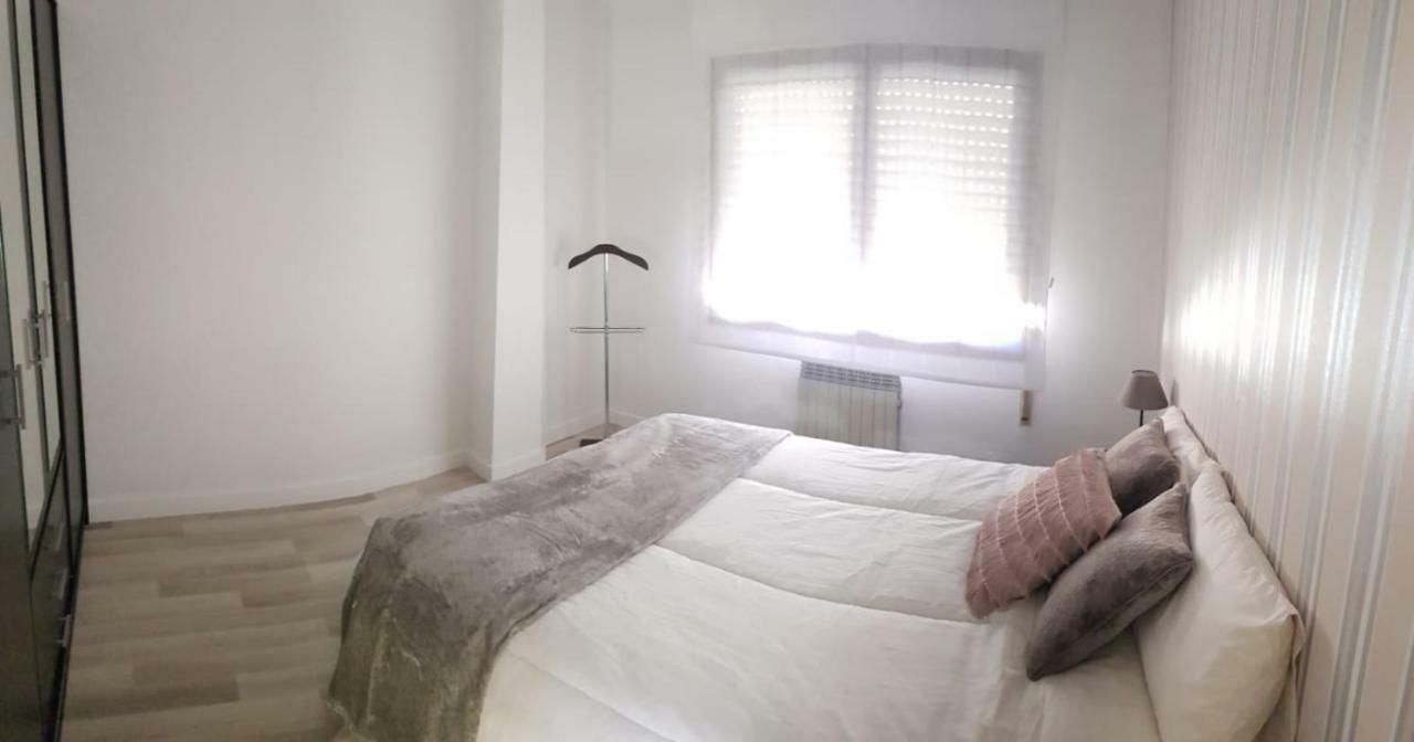 Apartamento "El Abuelo" Калахорра Экстерьер фото